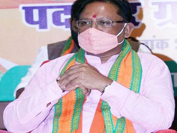 कांग्रेस राज में जिन 440 किसानों ने की आत्महत्या, जिन 4000 से ज्यादा नाबालिकों से दुराचार हुआ उनके घर जाएंगे राहुल : भाजपा